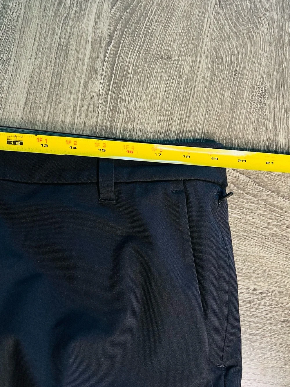 LULULEMON Men's Black Commission Pants Size 38